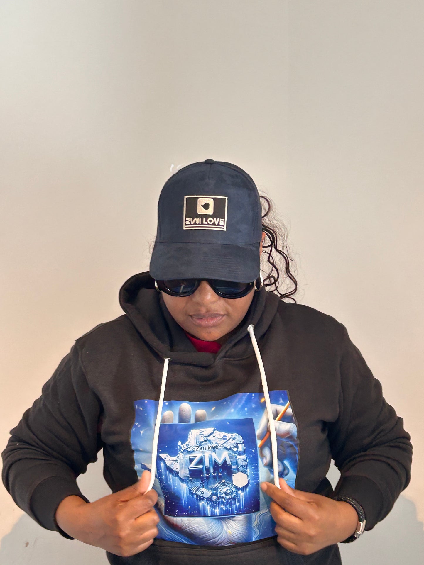 Navy Zimlove suede cap